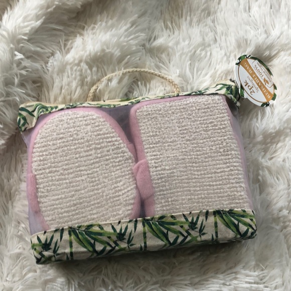 trū spa Other - Bamboo Sponges 2 Pack Reusable Bag Trū Spa